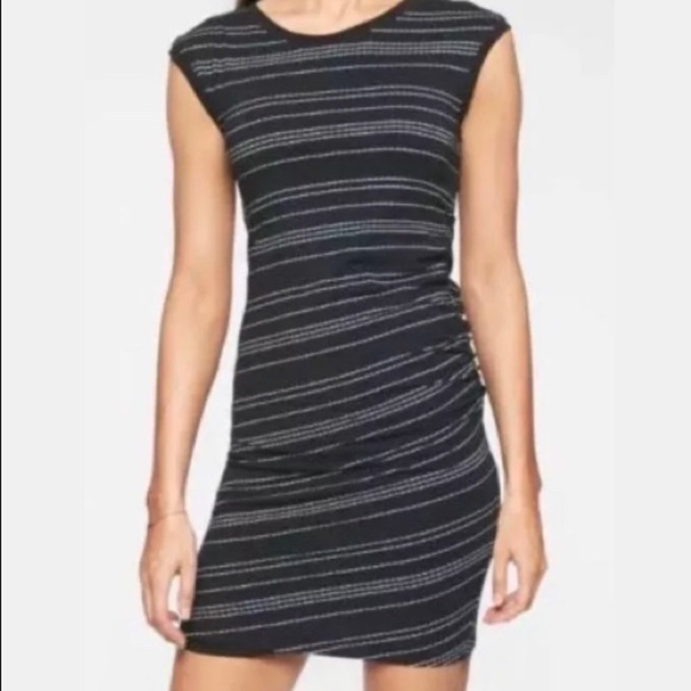 Athleta Carefree Tee Dress Sz Large